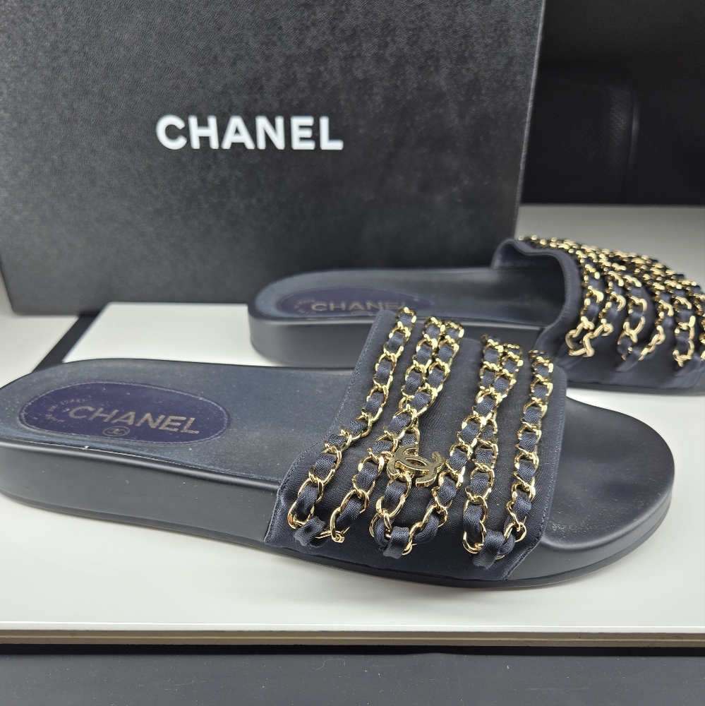 CHANEL Tropiconic Cuban Chain Fabric Mules Slides Sandals
